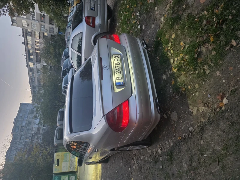 Mercedes-Benz E 270, снимка 5 - Автомобили и джипове - 52326446