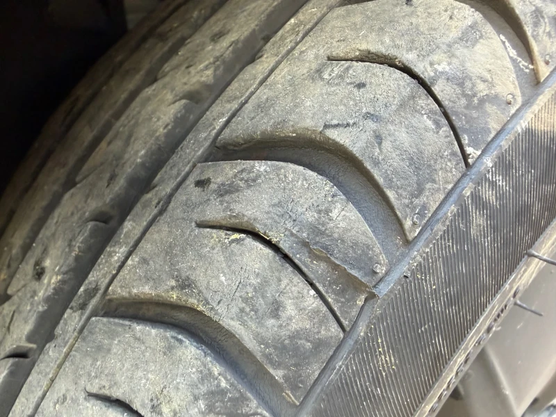 VW Passat 2.0TDI* DSG* Панорама, снимка 15 - Автомобили и джипове - 52566744