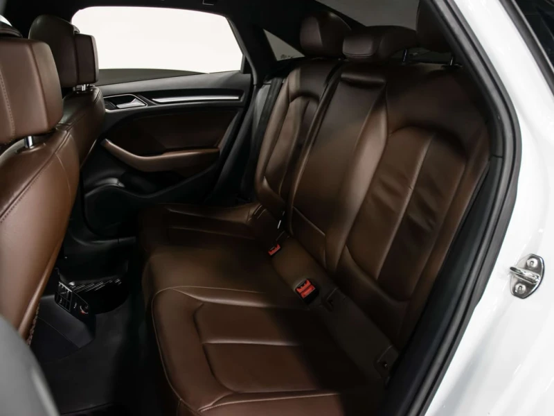 Audi A3 * quattro Premium Plus, quattro Progressiv (Canada, снимка 16 - Автомобили и джипове - 53154964