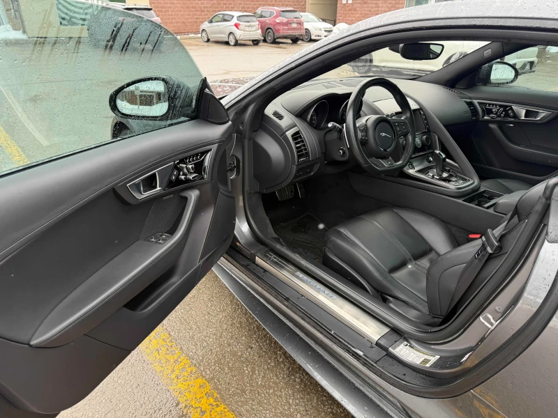 Jaguar F-Type R 5.0L V8 550кс * Възможност за Лизинг* , снимка 7 - Автомобили и джипове - 53480249