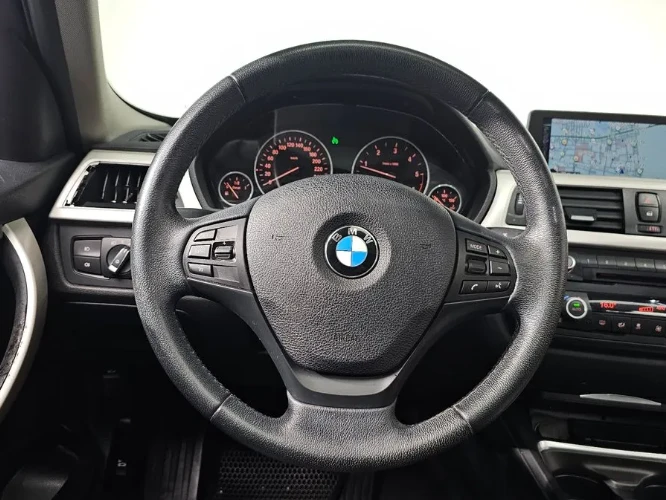 BMW 320 xDrive Touring | Mobile.bg   12