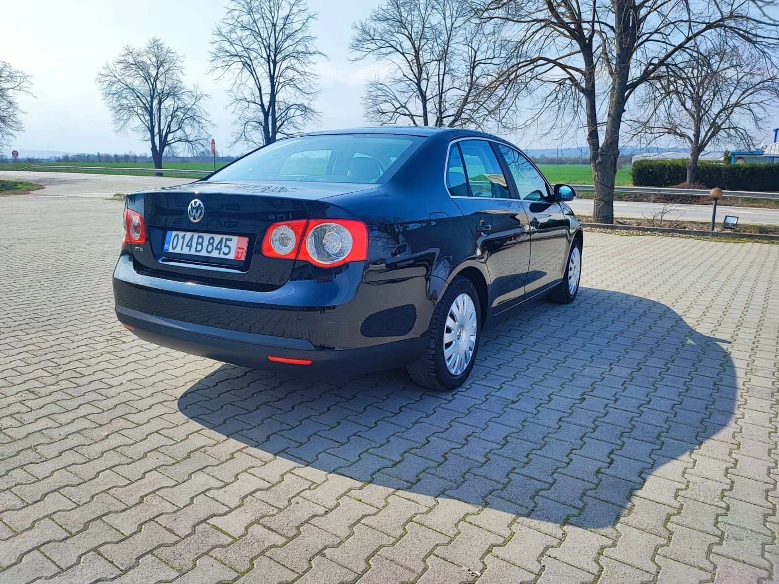 VW Jetta 1.6i - изображение 7