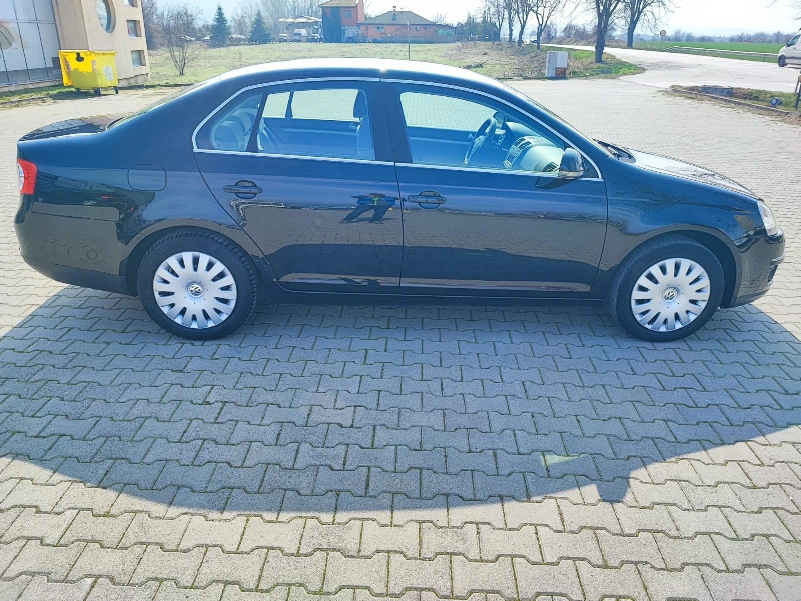 VW Jetta 1.6i - изображение 6