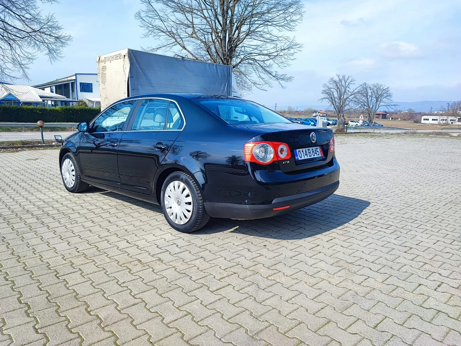 VW Jetta 1.6i - изображение 4