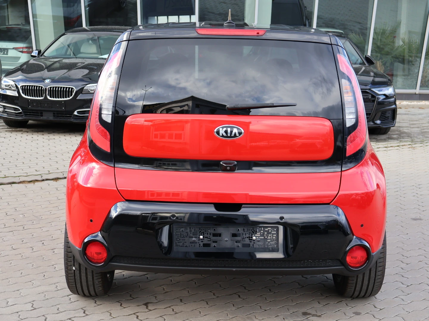 Kia Soul КОЖЕН САЛОН/LED+ BIXENON/ПАРКТРОНИК/INFINITY/КАМЕР - изображение 8