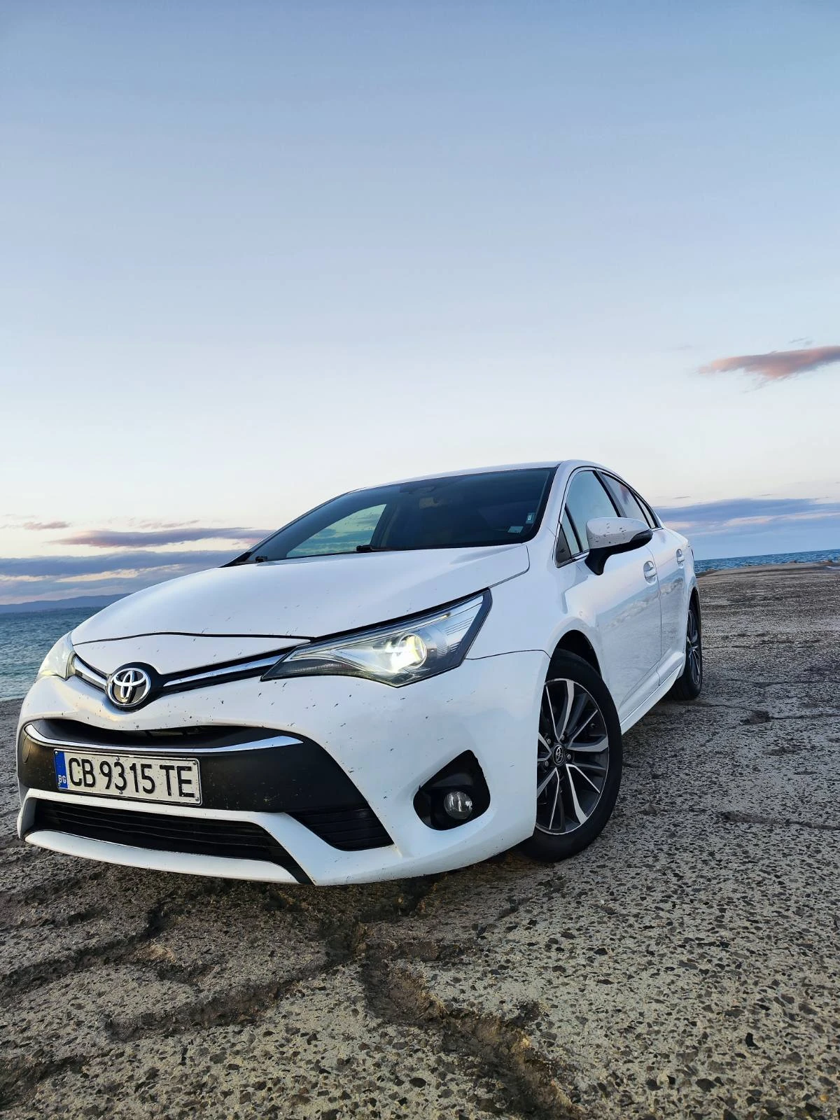 Toyota Avensis  - изображение 8