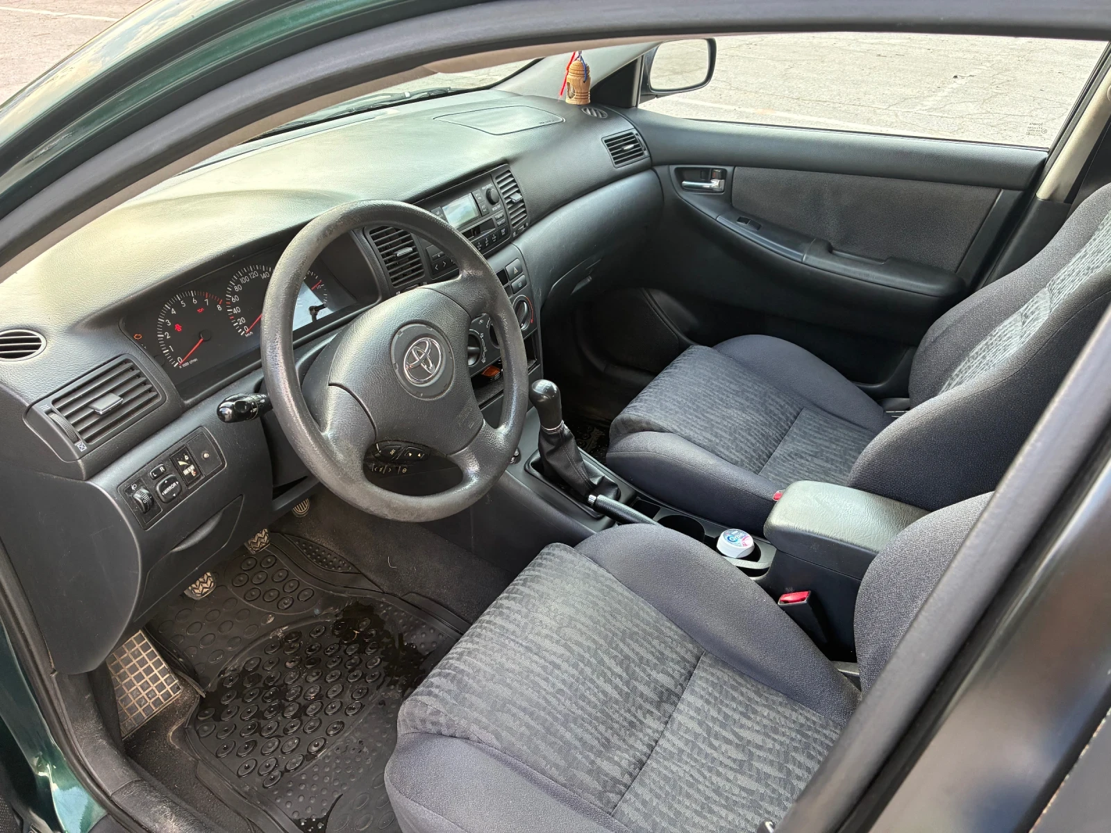 Toyota Corolla  - изображение 6