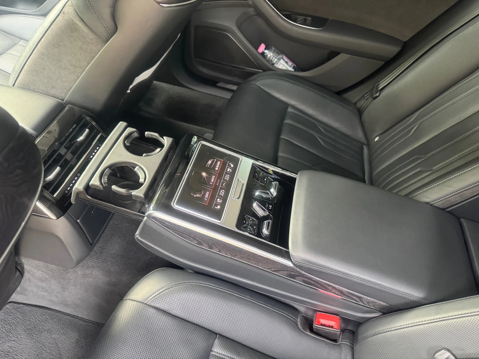 Audi A8 AUDI A8   360  КАМЕРА   ПЕЧКА   МАСАЖ   ОБДУХВАНЕ  - изображение 8