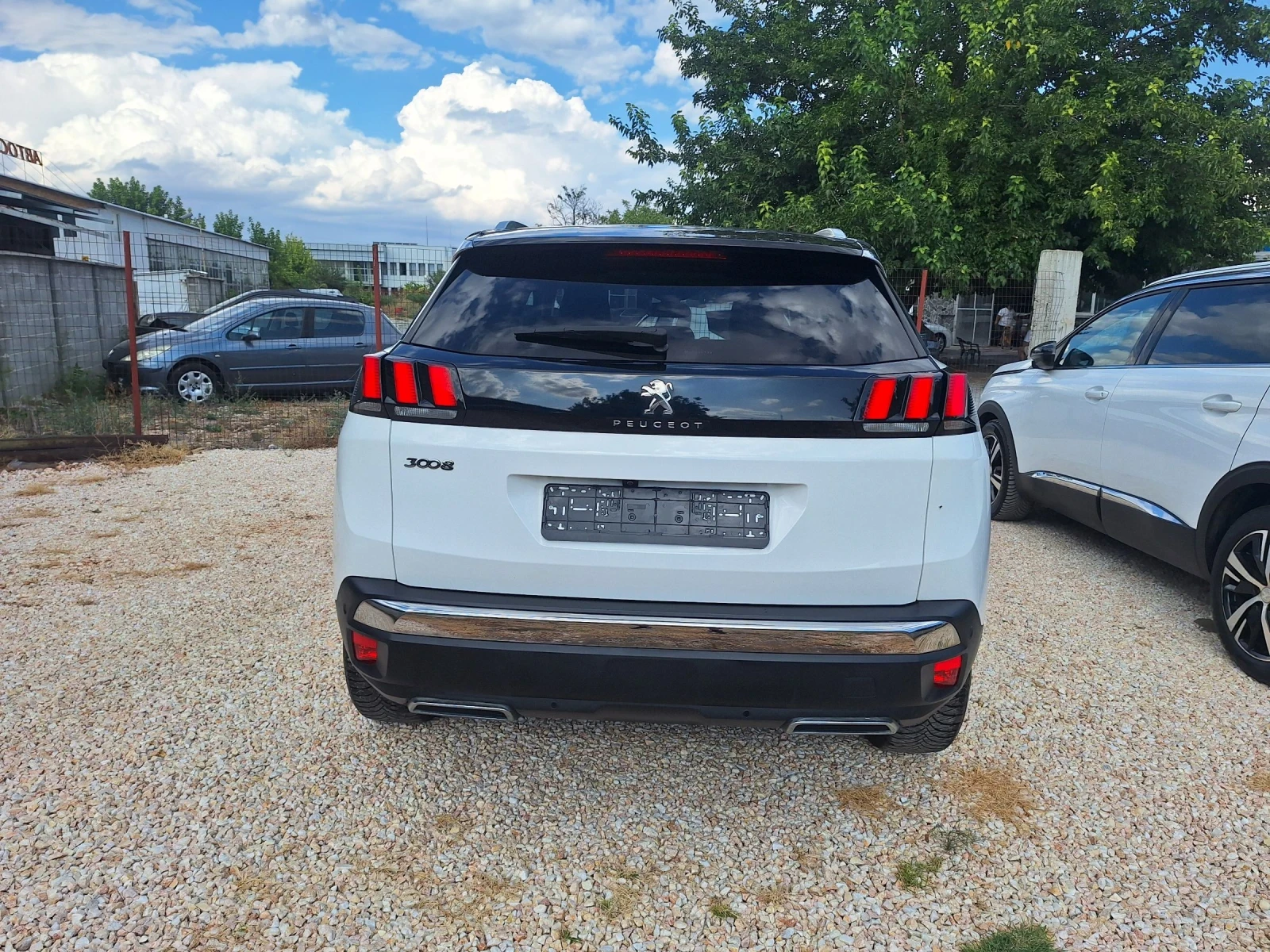 Peugeot 3008 1.5d* Нави/Лед/Камера/Панорама/Старт-Стоп/2019г*  - изображение 4