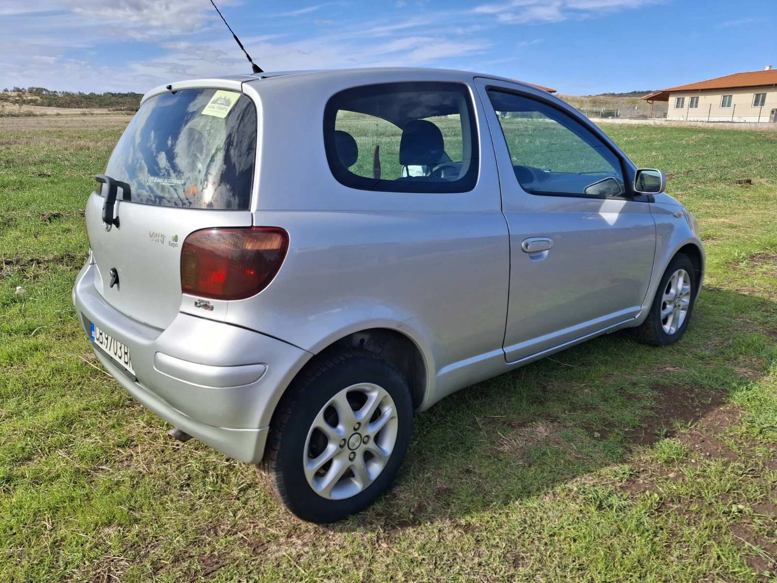 Toyota Yaris 1, 4 D4D - изображение 2