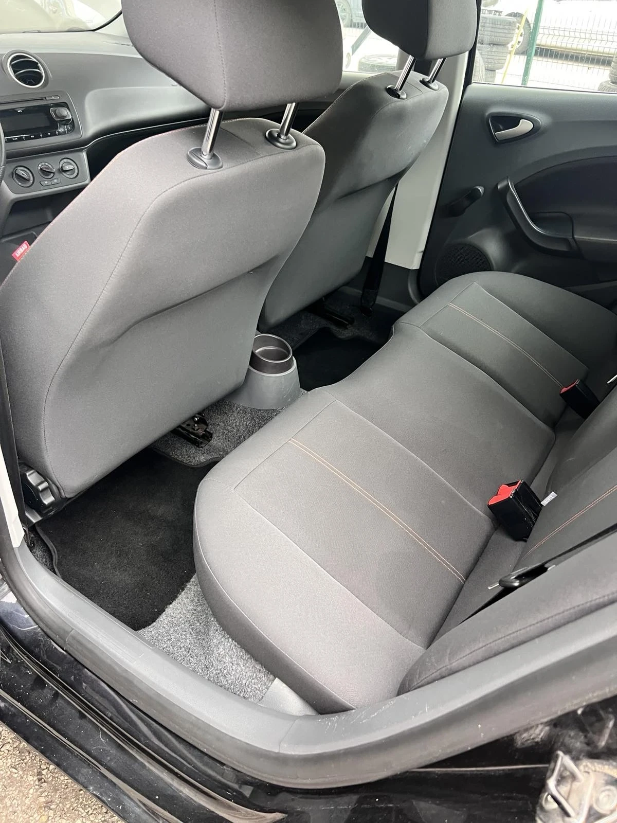 Seat Ibiza 1.2 clima  - изображение 8