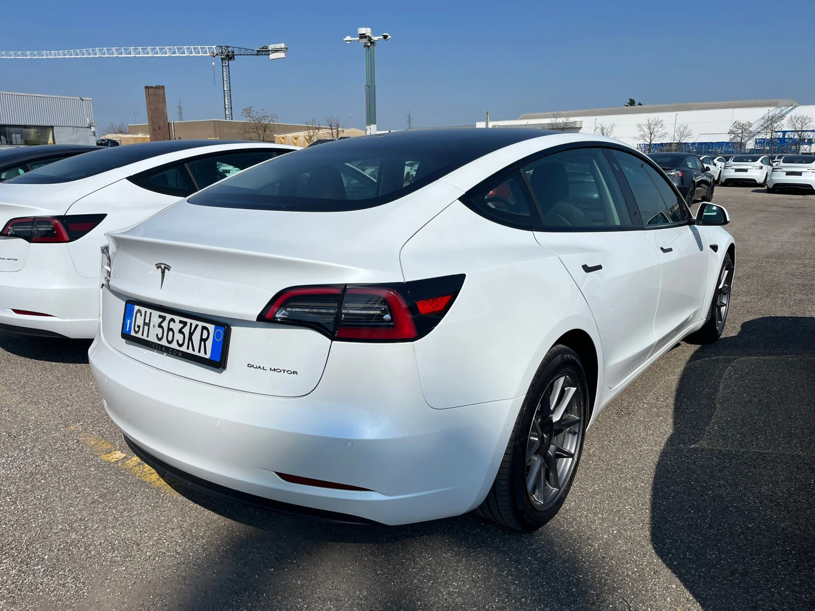 Tesla Model 3 LONG RANGE AWD, снимка 4 - Автомобили и джипове - 54447988