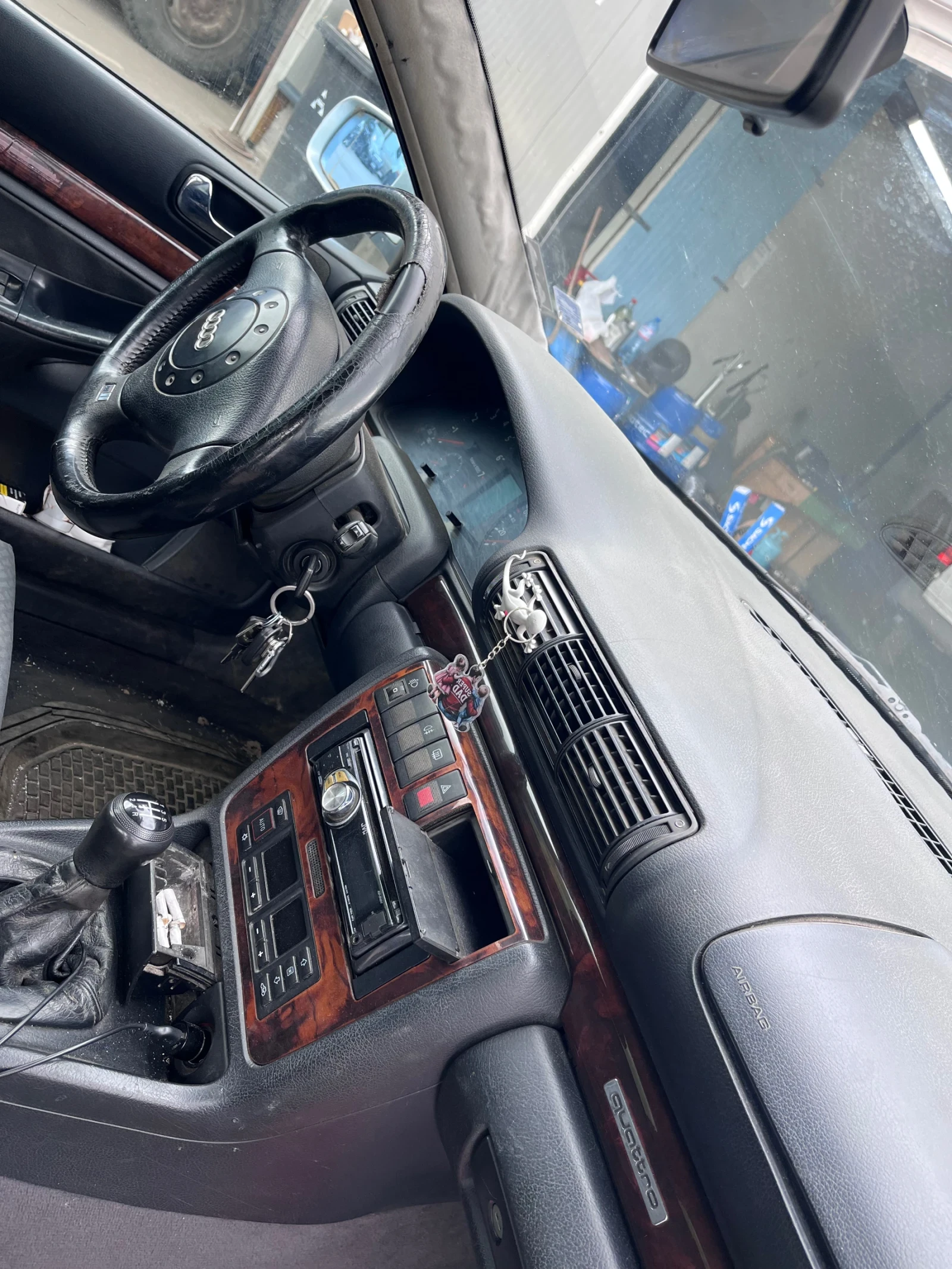 Audi A4 Quattro 1.8 t, снимка 2 - Автомобили и джипове - 54677988