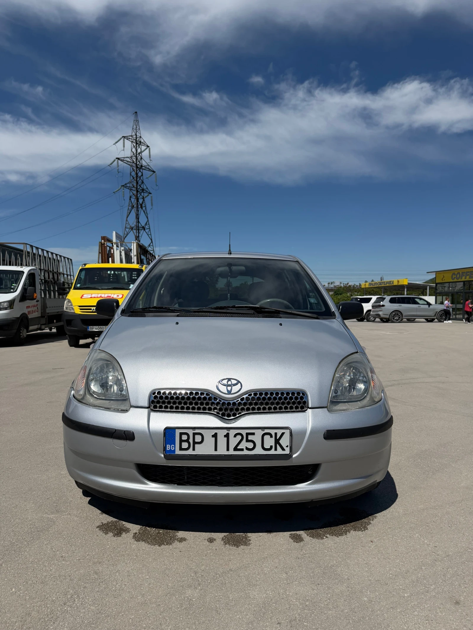 Toyota Yaris, снимка 8 - Автомобили и джипове - 54565640