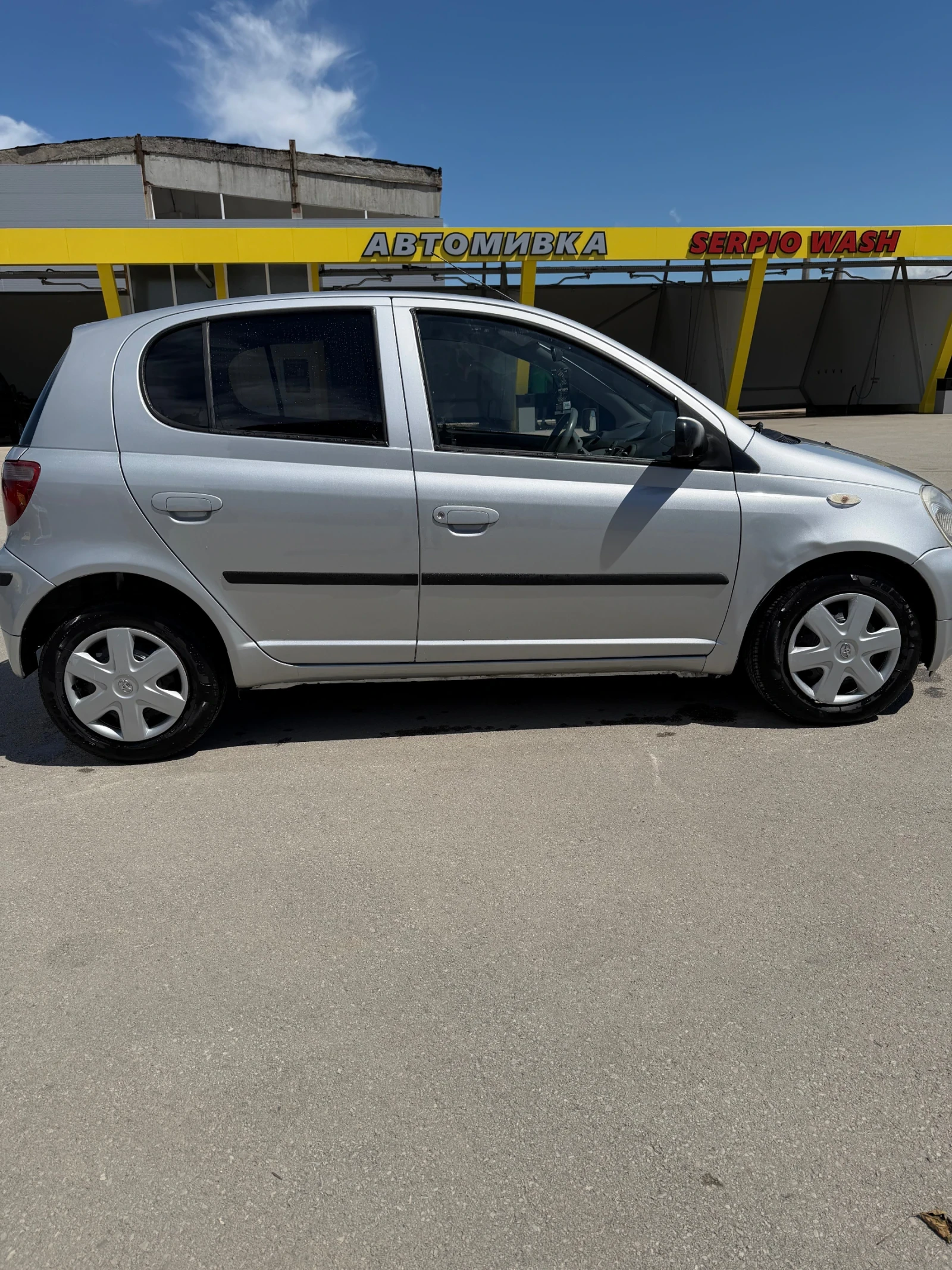 Toyota Yaris, снимка 4 - Автомобили и джипове - 54565640