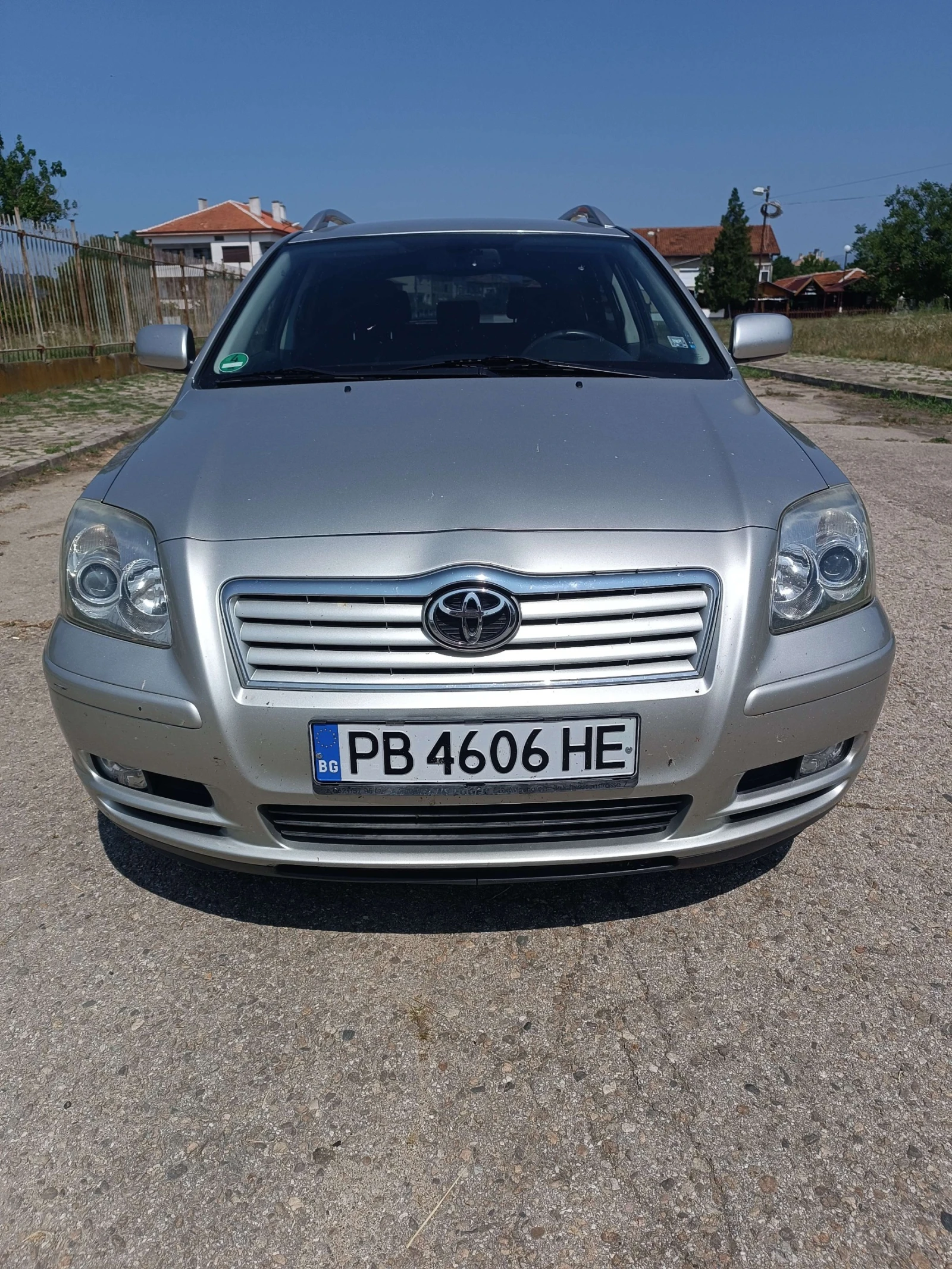 Toyota Avensis газ, снимка 2 - Автомобили и джипове - 54818671