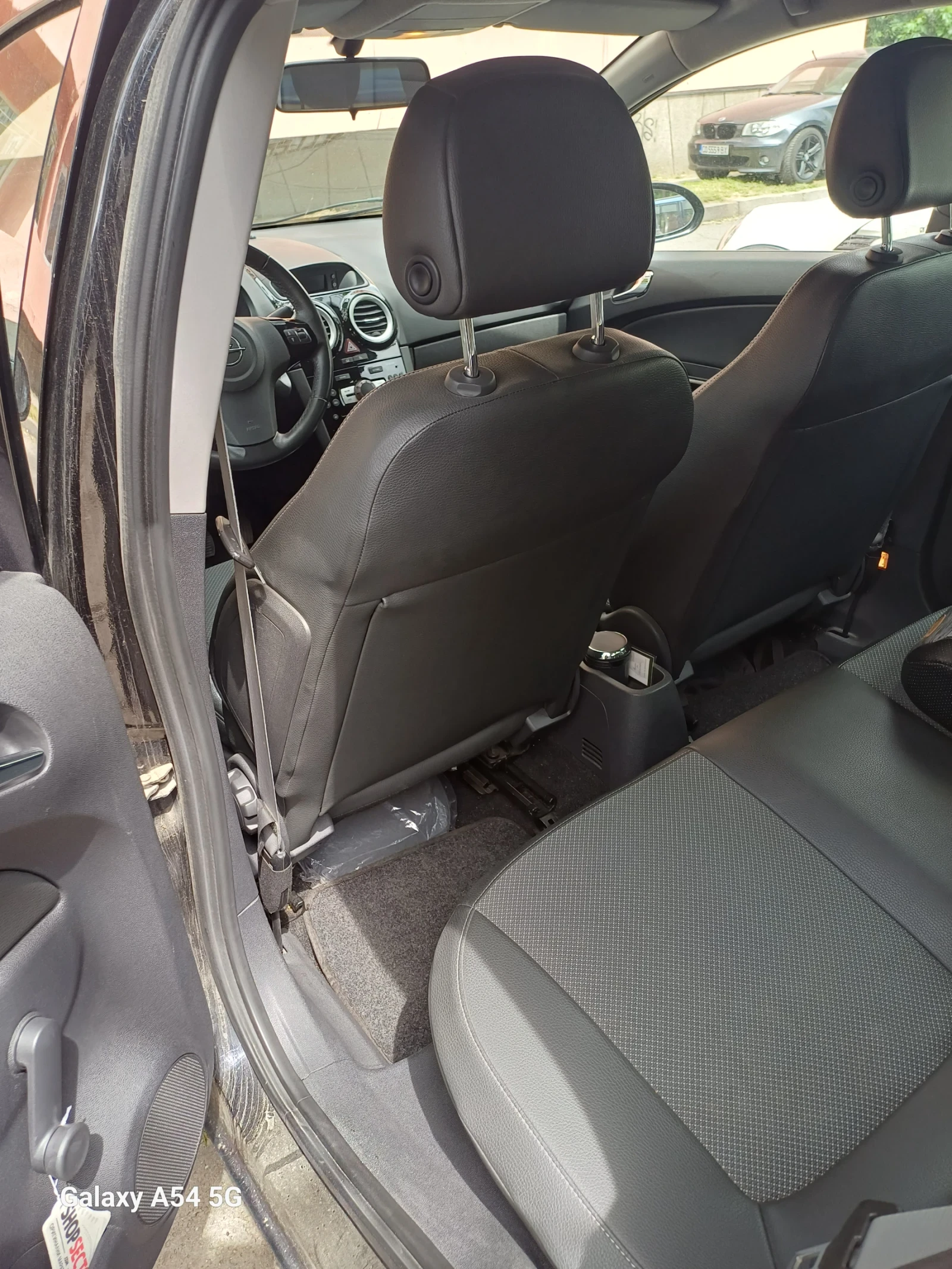 Opel Corsa, снимка 5 - Автомобили и джипове - 54953180