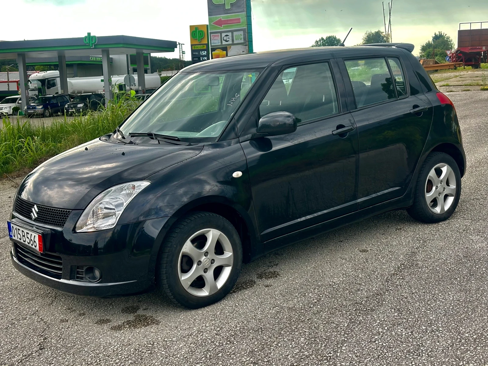 Suzuki Swift 1.3i 4x4 ИТАЛИЯ, снимка 3 - Автомобили и джипове - 54976420