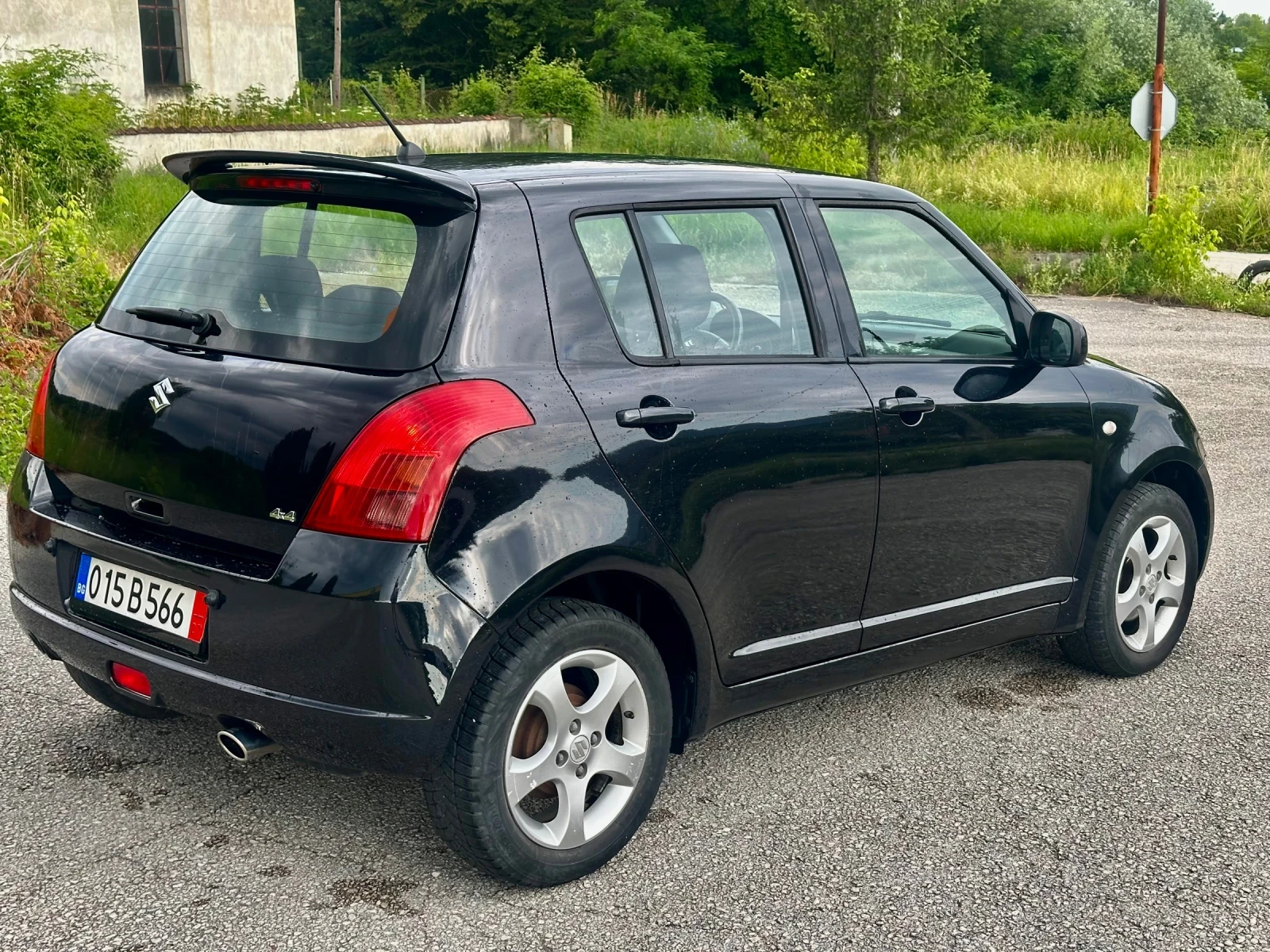 Suzuki Swift 1.3i 4x4 ИТАЛИЯ, снимка 7 - Автомобили и джипове - 54976420