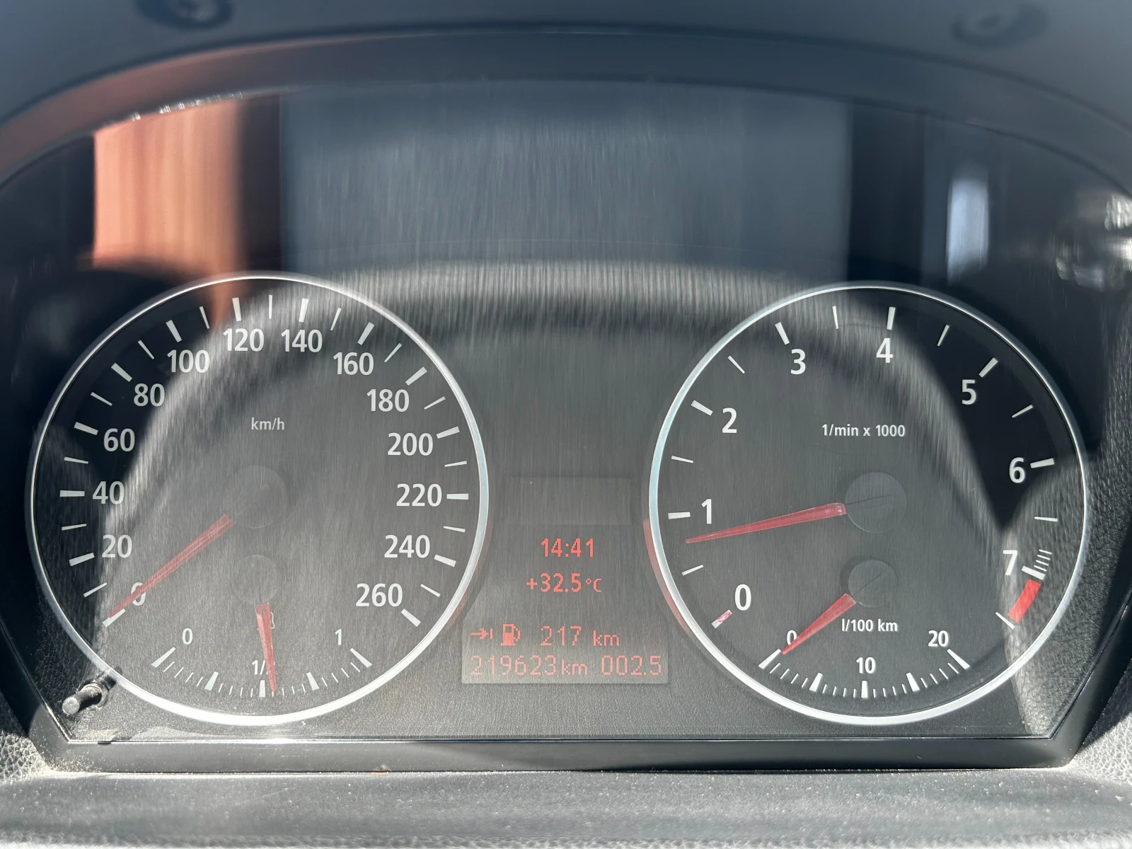 BMW 325 Xi, снимка 13 - Автомобили и джипове - 55213563