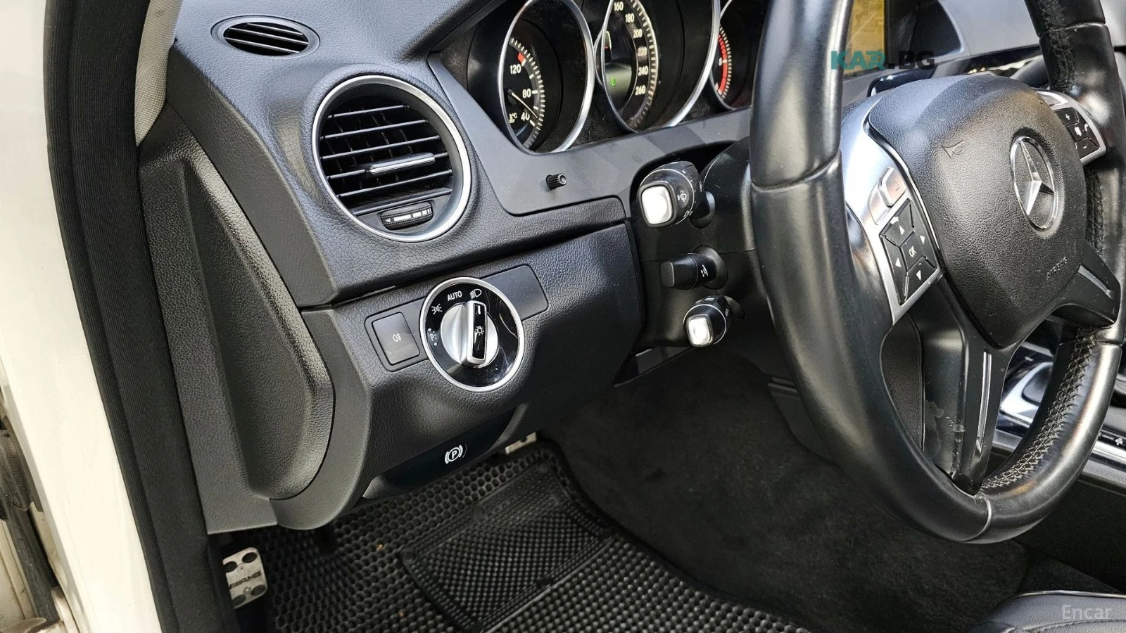 Mercedes-Benz C 220 КОЖА* НАВИ* ПАНО* КАМЕРА, снимка 15 - Автомобили и джипове - 55253629