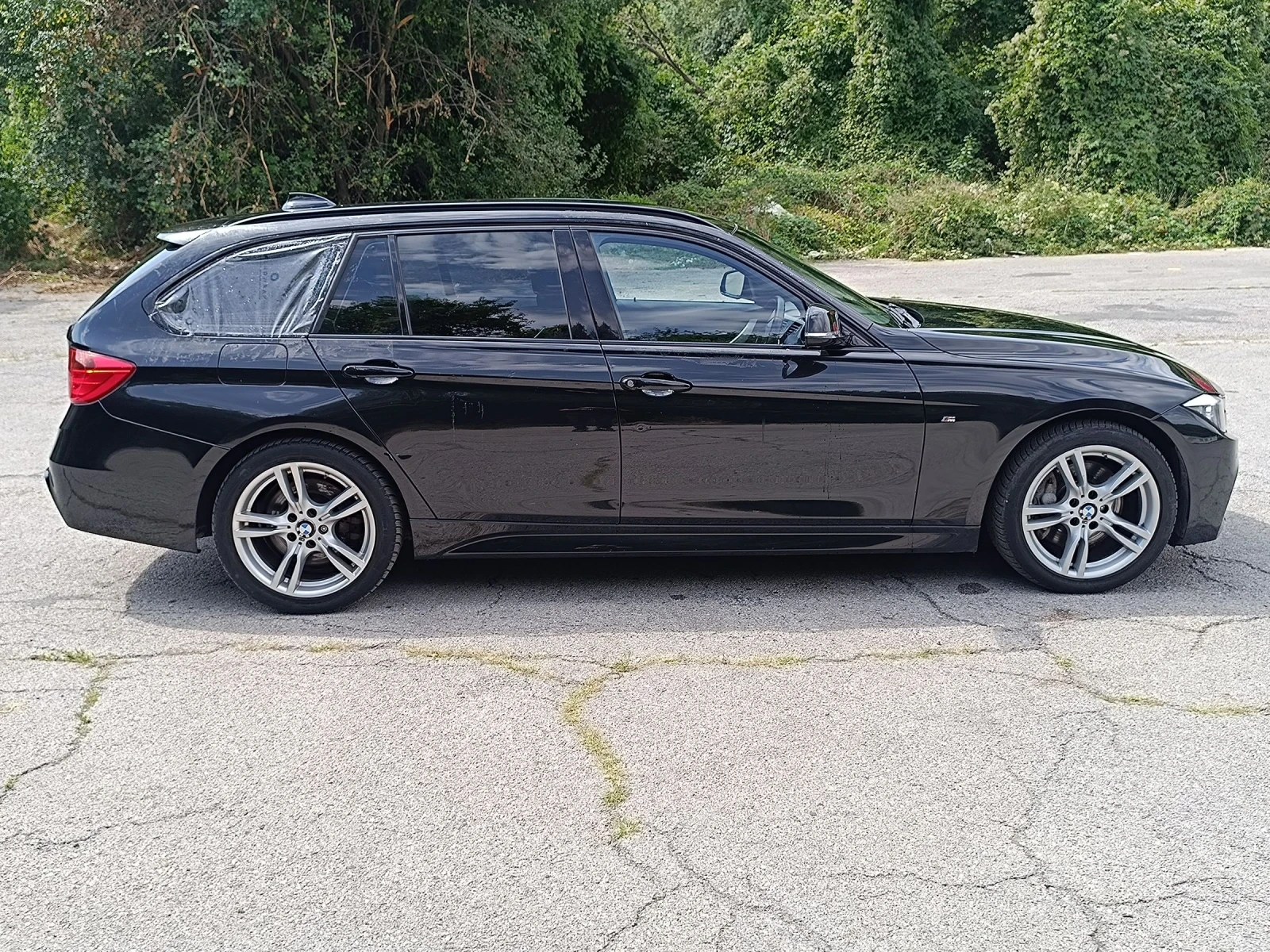 BMW 335  M pack 313 кс, снимка 8 - Автомобили и джипове - 55431038