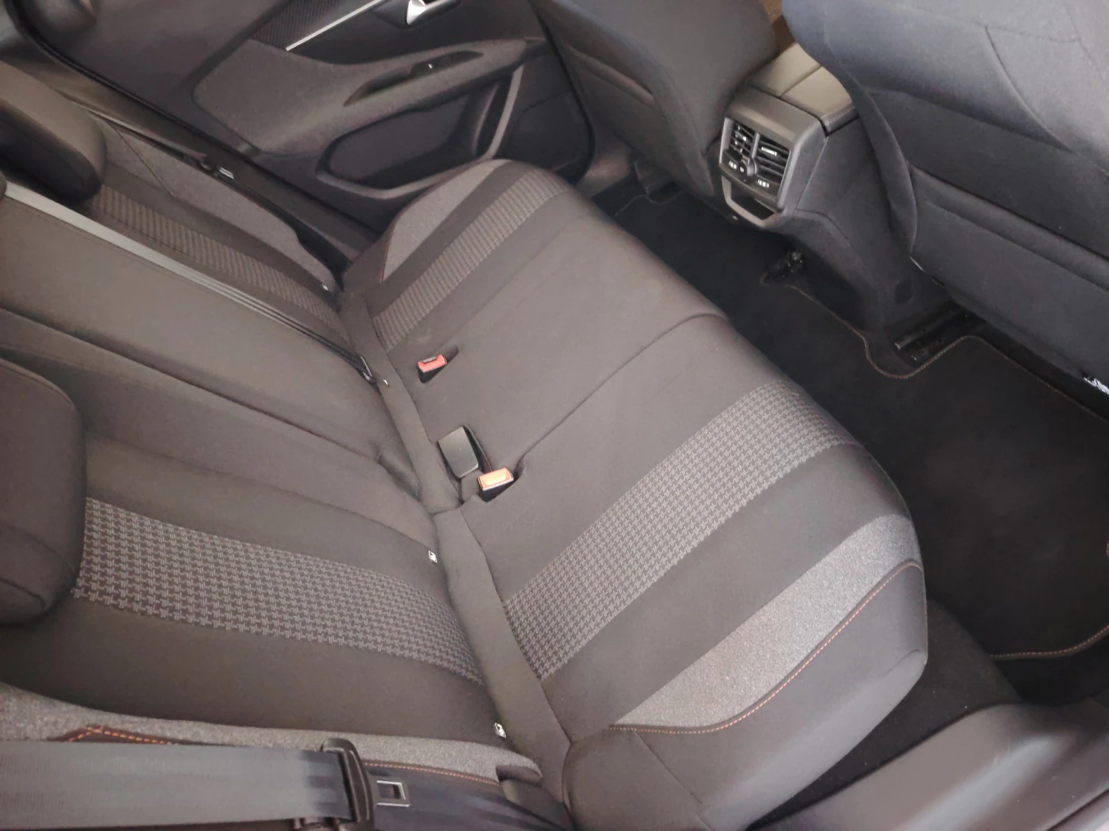 Peugeot 3008 05.2022�-�������-8��-1.5HDi-130��-����������! | Mobile.bg � ����������� 15
