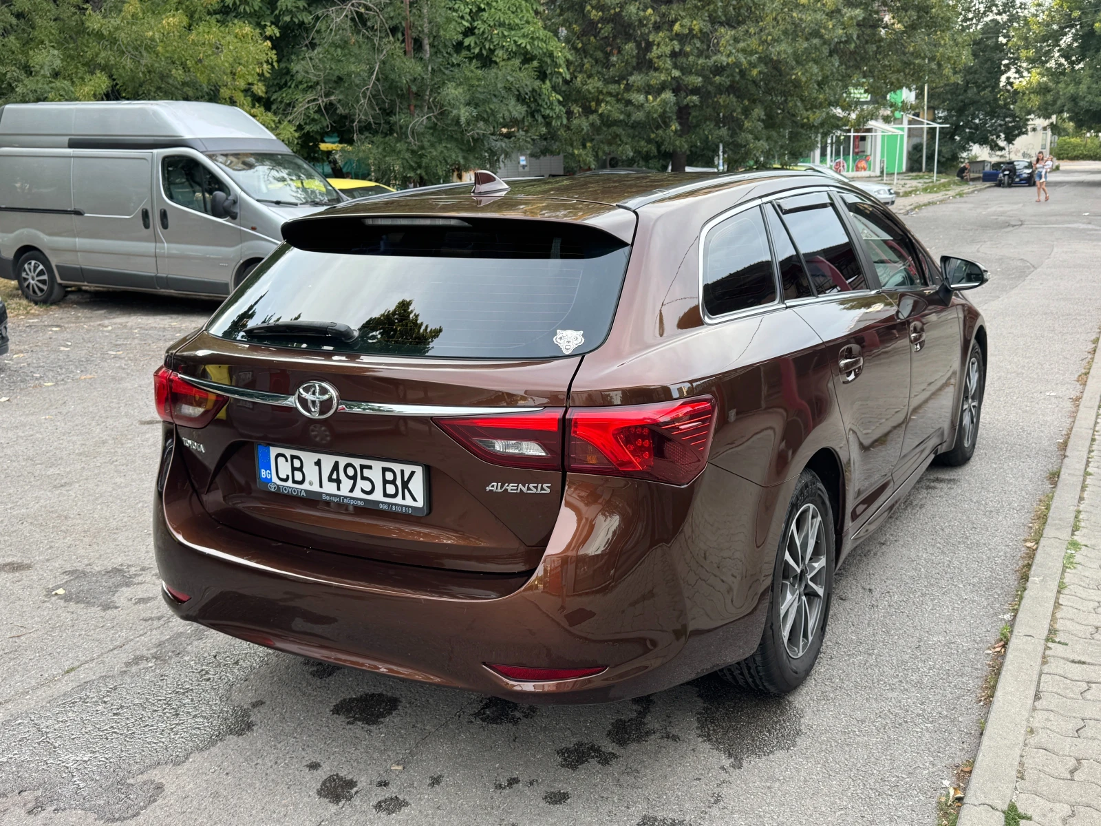 Toyota Avensis от България, снимка 4 - Автомобили и джипове - 55447737