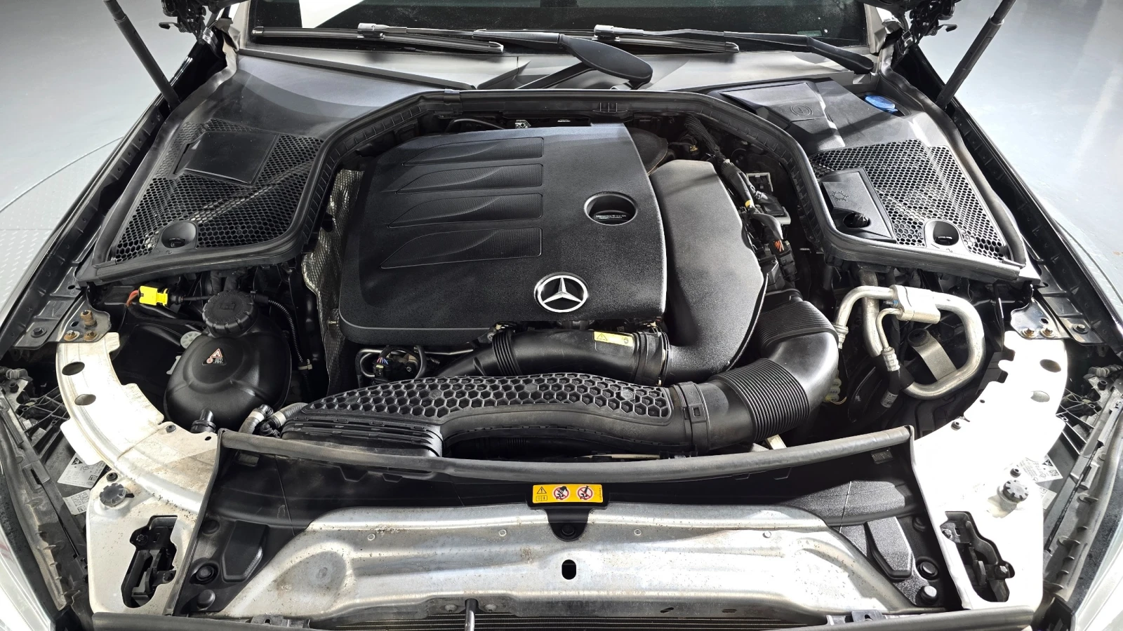 Mercedes-Benz C 200 MERCEDES-BENZ C 200 FACELIFT, снимка 5 - Автомобили и джипове - 55635583