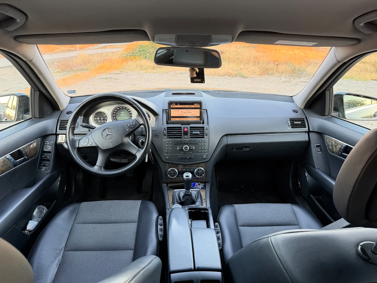 Mercedes-Benz C 220, снимка 10 - Автомобили и джипове - 55698960