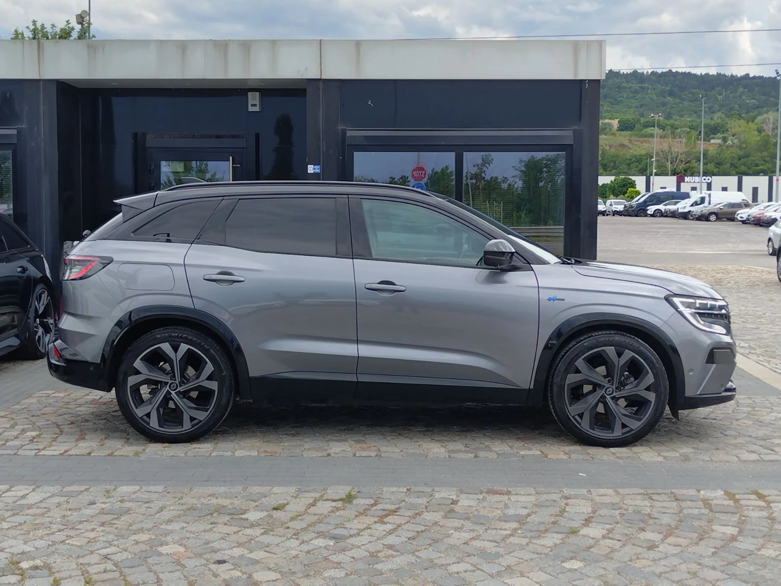 Renault Austral 1.3Tce/160к.с./MildHybrid/Esprit Alpine, снимка 8 - Автомобили и джипове - 56285918