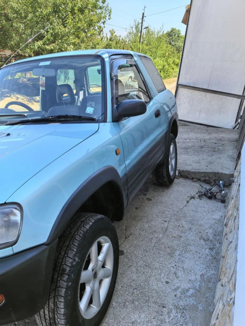 Toyota Rav4, снимка 2 - Автомобили и джипове - 47569765