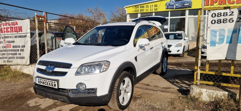 Chevrolet Captiva АВТОМАТ 7-МЕСТА, снимка 2 - Автомобили и джипове - 48011592