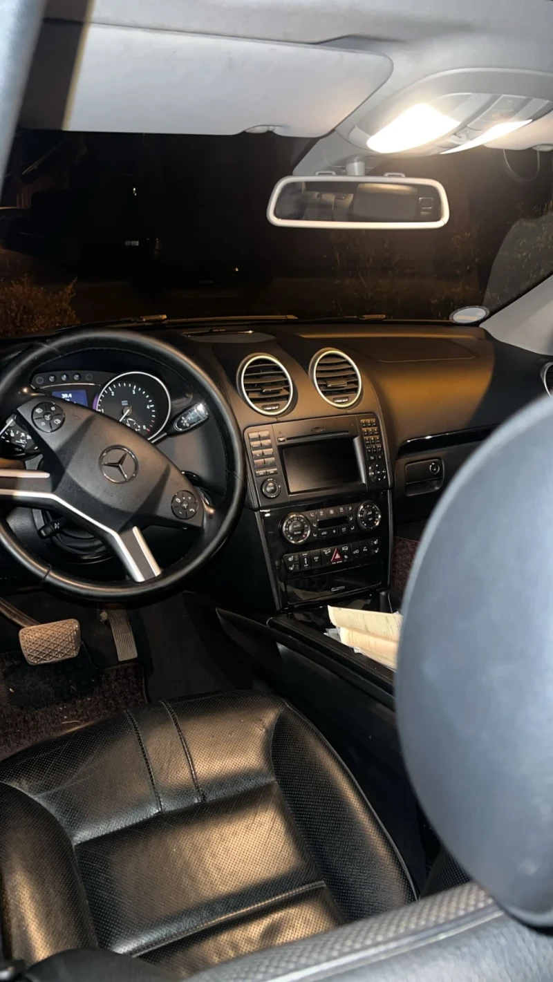 Mercedes-Benz ML 350 bluetech, снимка 4 - Автомобили и джипове - 49262540