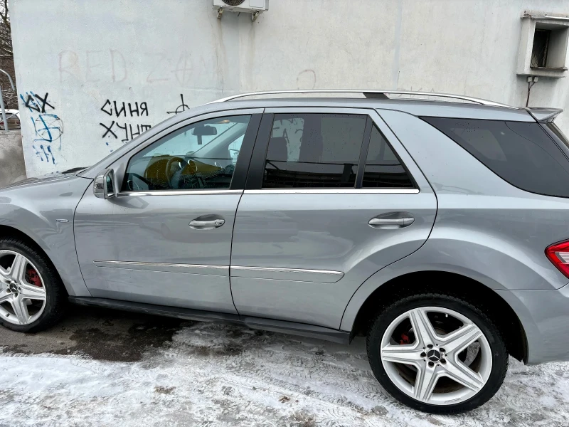 Mercedes-Benz ML 350 bluetech, снимка 2 - Автомобили и джипове - 49262540