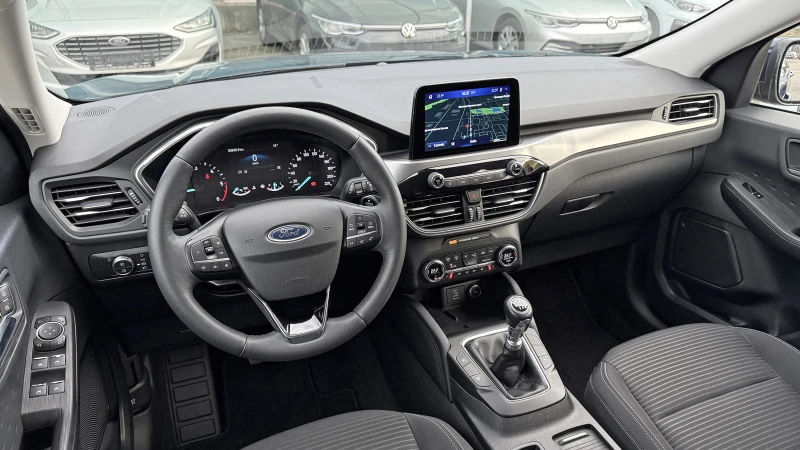 Ford Kuga 1.5 EcoBlue TITANIUM !!30800км!!, снимка 8 - Автомобили и джипове - 52118255