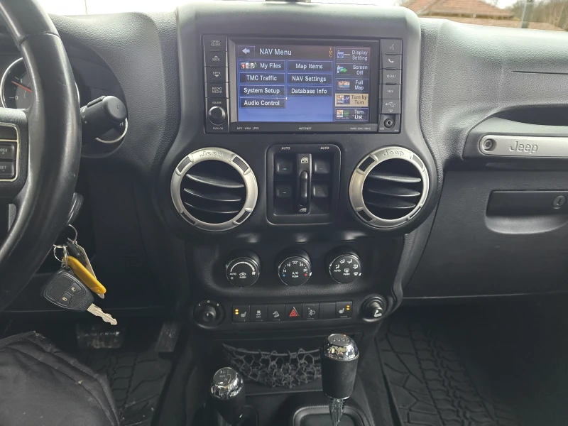 Jeep Wrangler Unlimited SAXARA 2.8 CRD 200к.с 4X4 , снимка 16 - Автомобили и джипове - 52671216