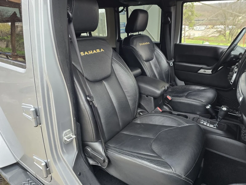 Jeep Wrangler Unlimited SAXARA 2.8 CRD 200к.с 4X4 , снимка 12 - Автомобили и джипове - 52671216