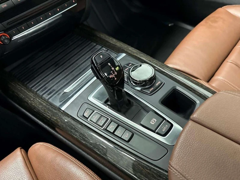 BMW X5 * xDrive35i * CARFAX * БЕЗ ПЪРВОНАЧАЛНА ВНОСКА, снимка 13 - Автомобили и джипове - 53077010