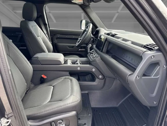 Land Rover Defender 130 D300 X-Dynamic SE = NEW = 8 Seats Гаранция - изображение 6