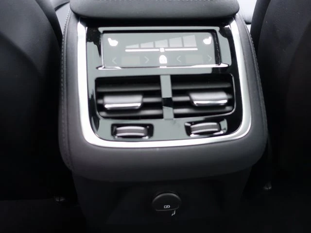 Volvo Xc90 NEW T8 AWD Plus Dark, снимка 15 - Автомобили и джипове - 52824878