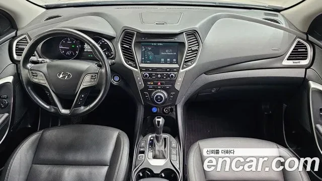 Hyundai Santa fe Diesel 2.0 2WD, снимка 7 - Автомобили и джипове - 54089171