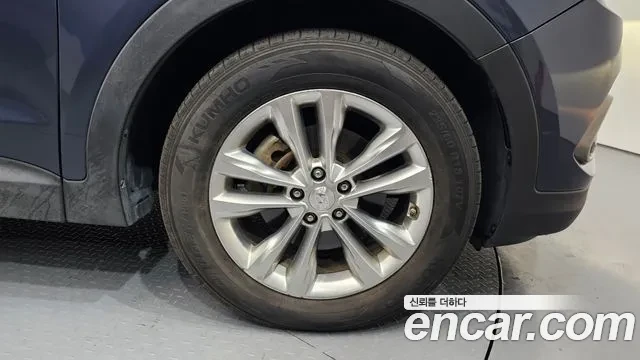 Hyundai Santa fe Diesel 2.0 2WD, снимка 16 - Автомобили и джипове - 54089171