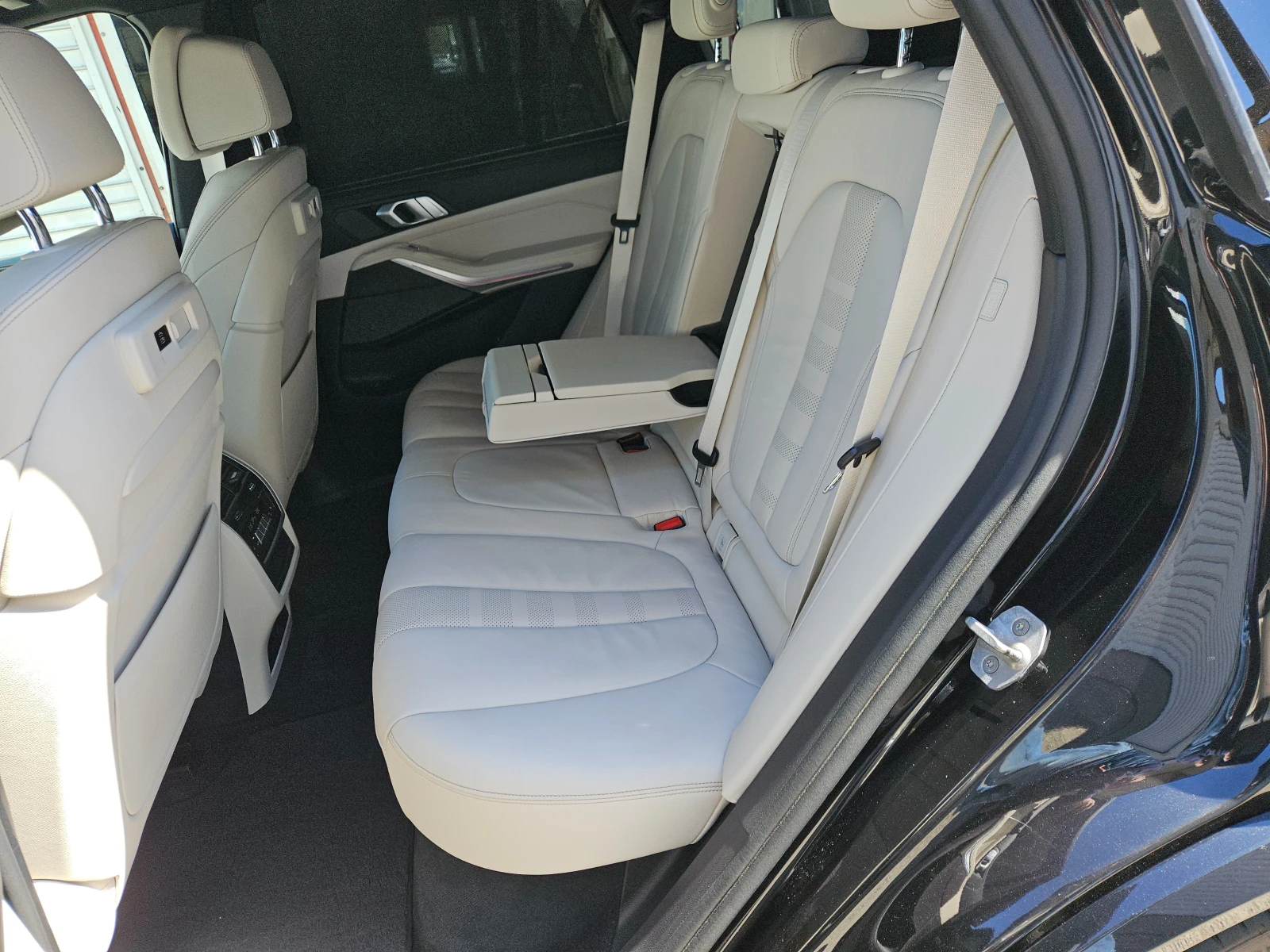 BMW X5 4.0I/M-Sport/HeadUp/CARPLAY/LASER/PANO/Soft-Close, снимка 16 - Автомобили и джипове - 54136419