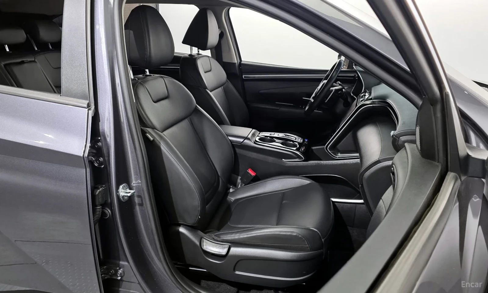 Hyundai Tucson Diesel 2.0 2WD, снимка 12 - Автомобили и джипове - 55049621
