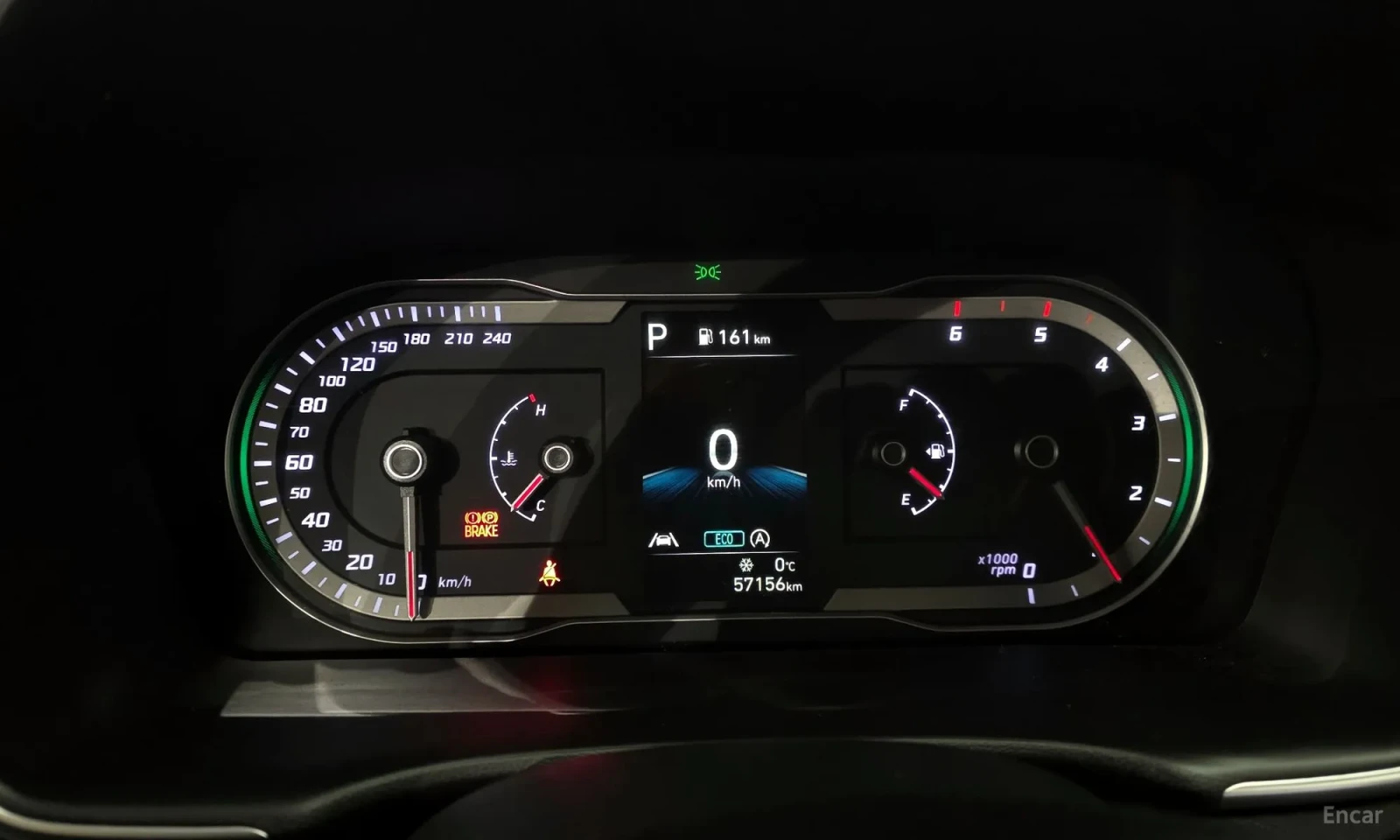 Hyundai Tucson Diesel 2.0 2WD, снимка 8 - Автомобили и джипове - 55049621