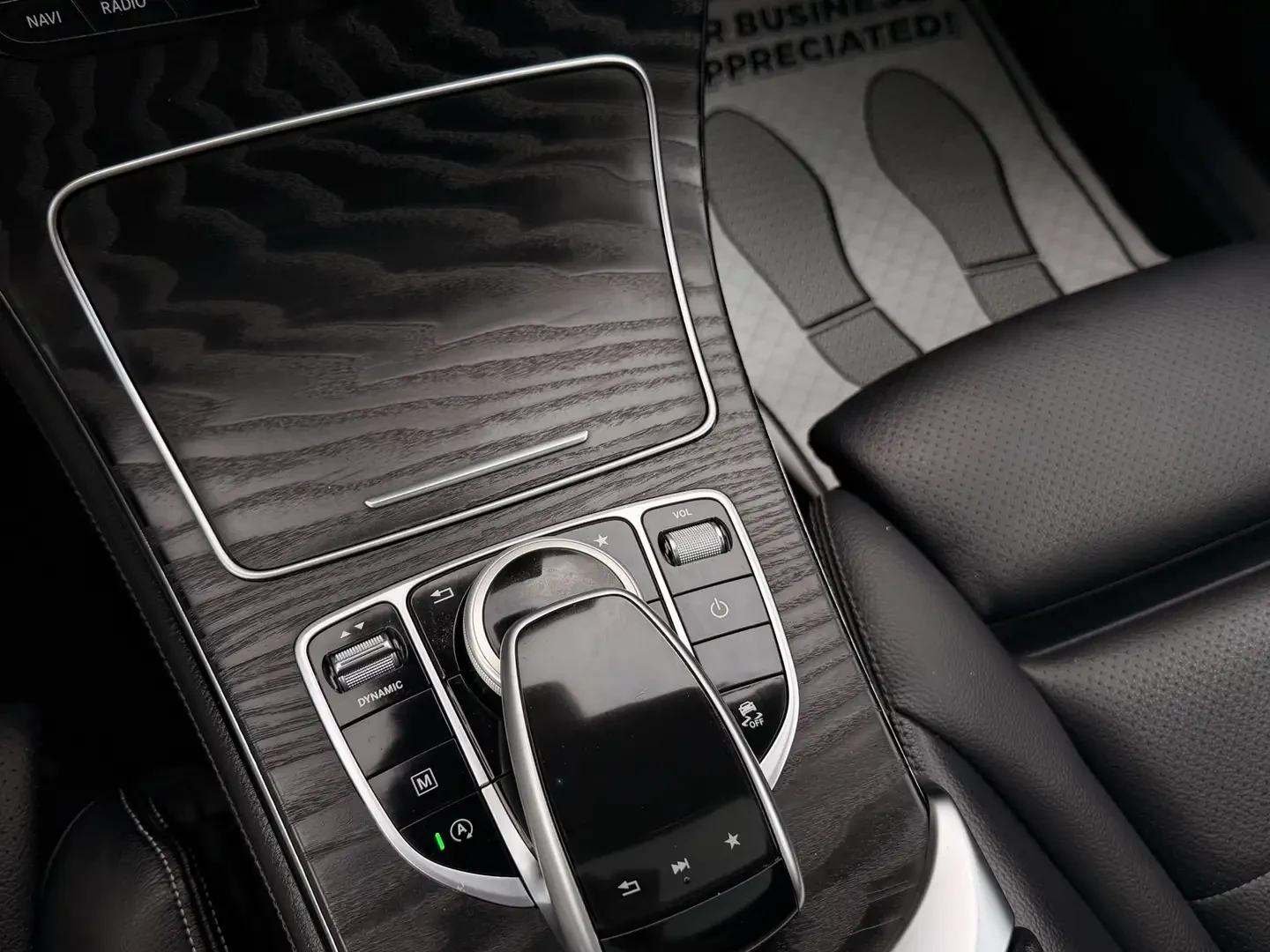 Mercedes-Benz GLC 300 4MATIC* ПОДГРЕВ* ПАНОРАМА, снимка 10 - Автомобили и джипове - 55324004