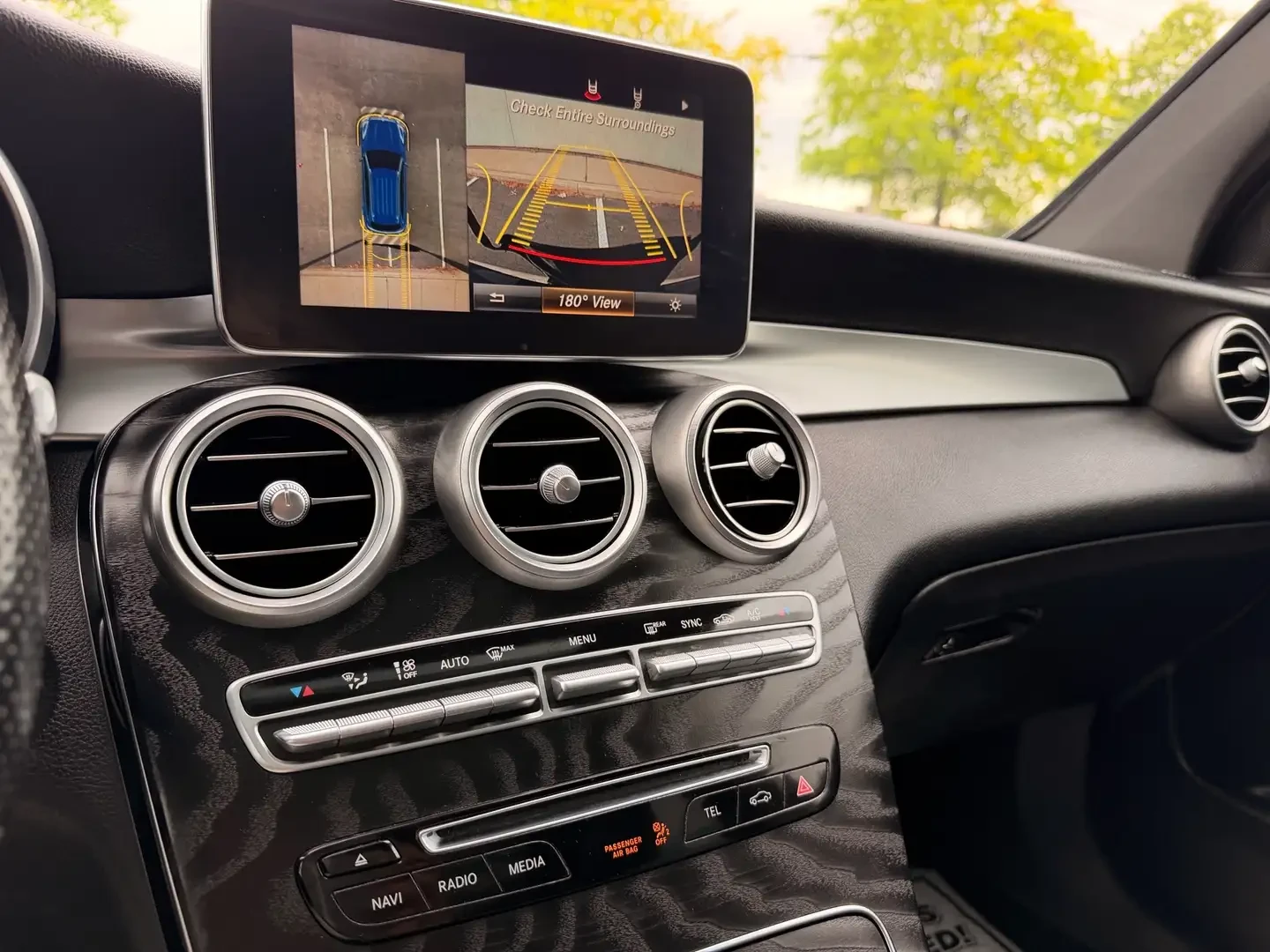 Mercedes-Benz GLC 300 4MATIC* ПОДГРЕВ* ПАНОРАМА, снимка 13 - Автомобили и джипове - 55324004