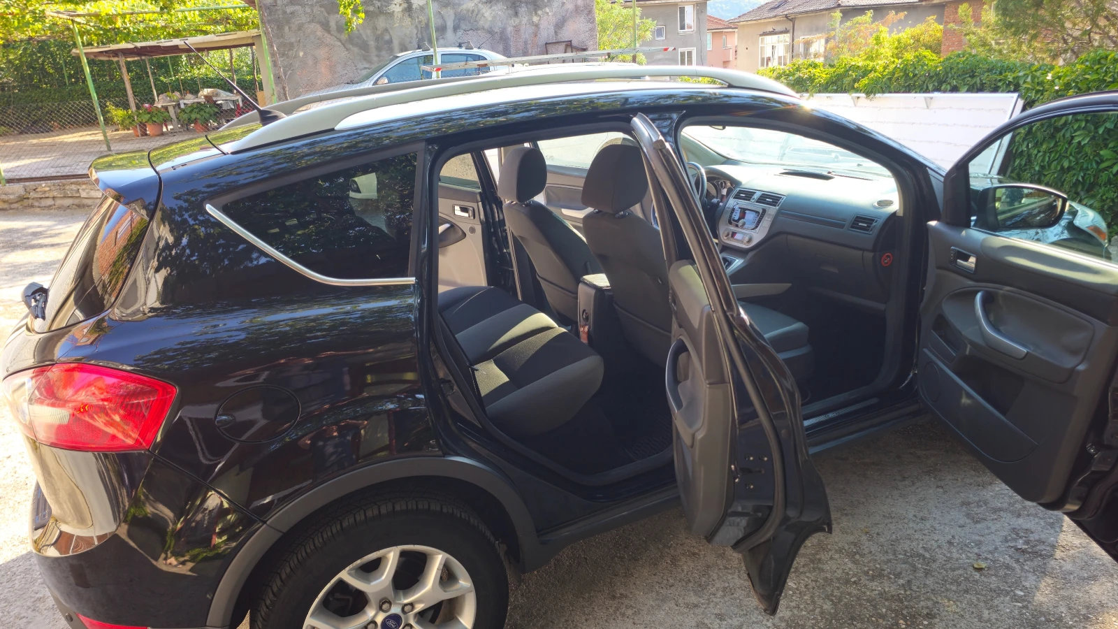 Ford Kuga, снимка 9 - Автомобили и джипове - 55554908