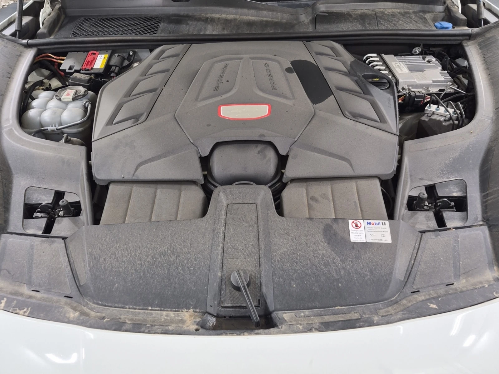 Porsche Cayenne GTS  CARFAX, снимка 16 - Автомобили и джипове - 55902719